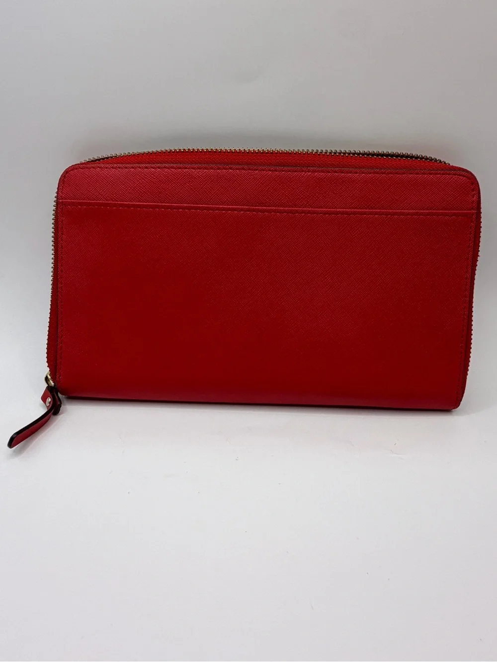 Kate Spade New York red Saffiano leather extra large zipper round wallet